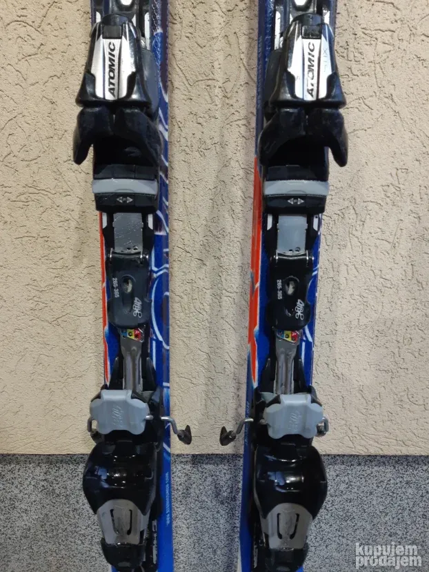 Skije ATOMIC 162 cm