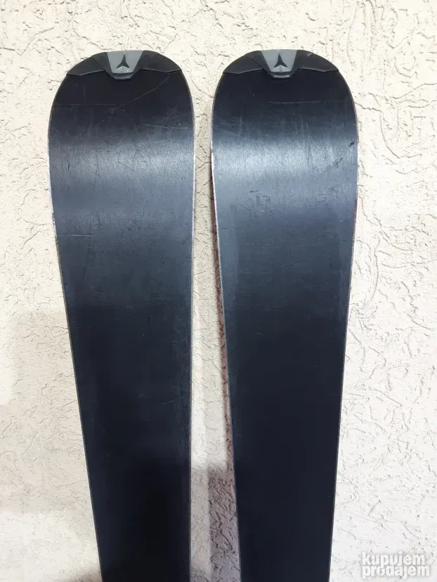 Skije ATOMIC 162 cm