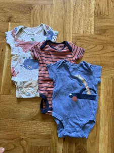 Carter’s bodici vel. 3mes