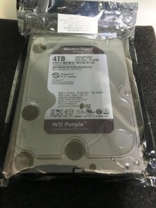WD Purple 4TB, NOVO, kupac prvi otvara, BRAND NEW!