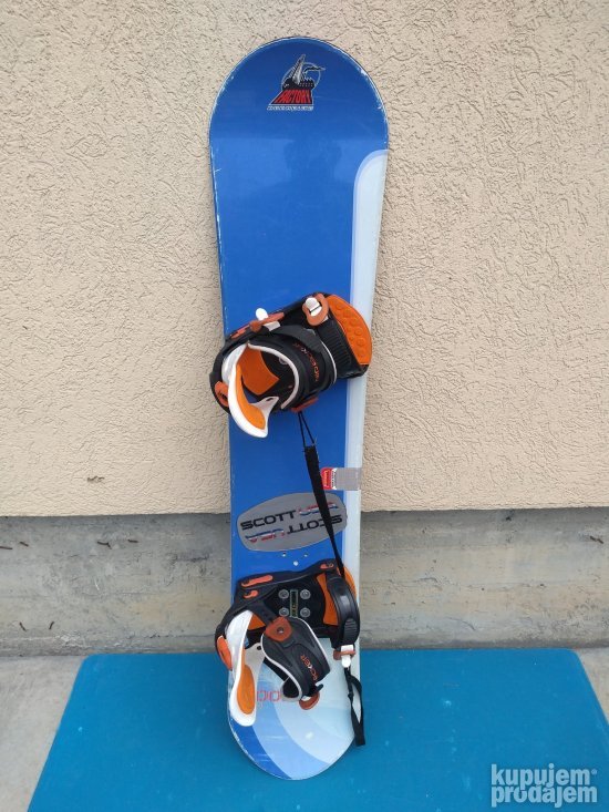 Snoubord SCOTT / 135 cm