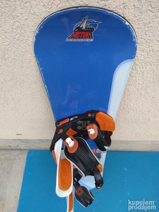 Snoubord SCOTT / 135 cm