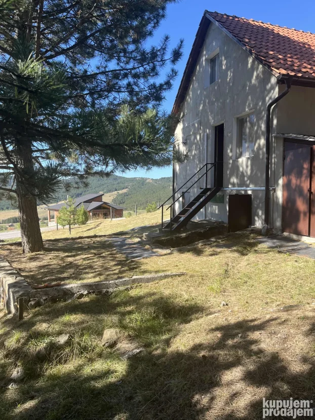 Tometino polje, Valjevo, Divčibare, 3.0 trosobna, 65 m²