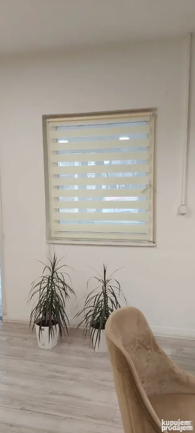 Zebra  zavese  BEZ BUŠENJA,  montiranje sa KUKICAMA