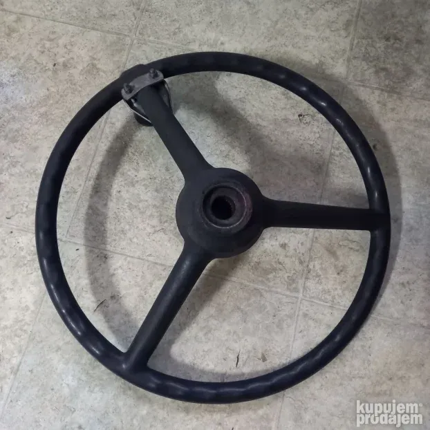 Volan (fabrički) za traktor Univerzal 445