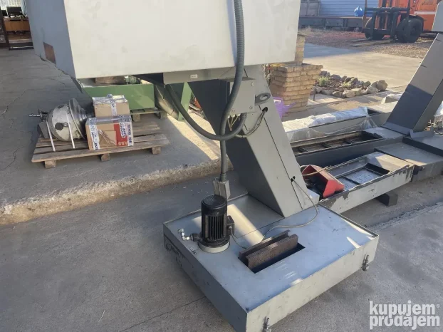 Gildemeister NEF400 cnc strug