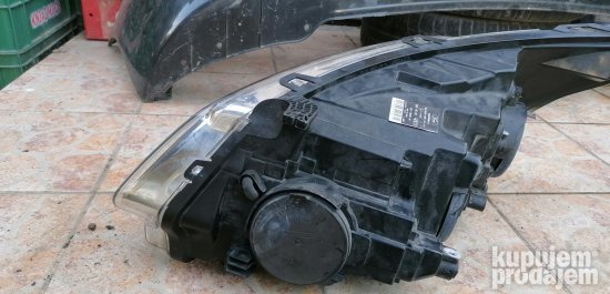 Ford Transit Custom 13-18 desni halogen far