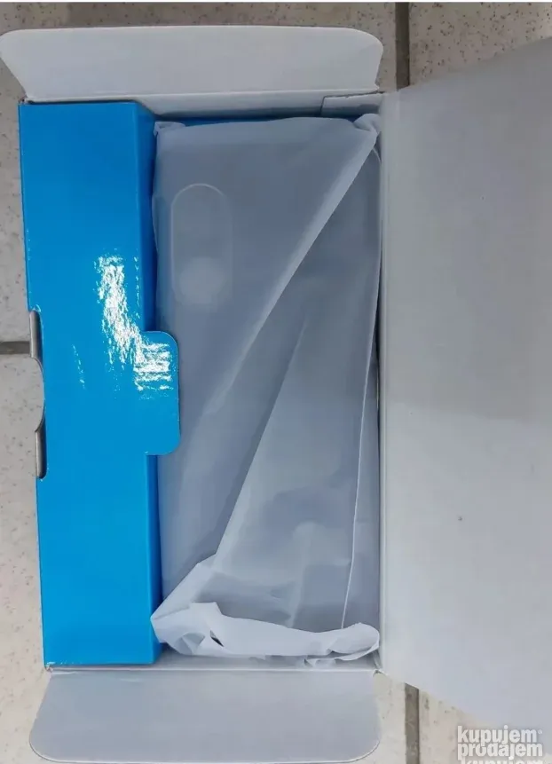 Mobilni telefon Nokia A2 novo 3299din  Posedjuje slot za 3 s