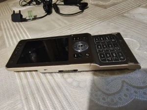 W910i