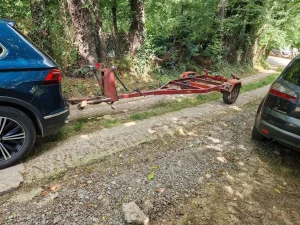 Prikolica za camac