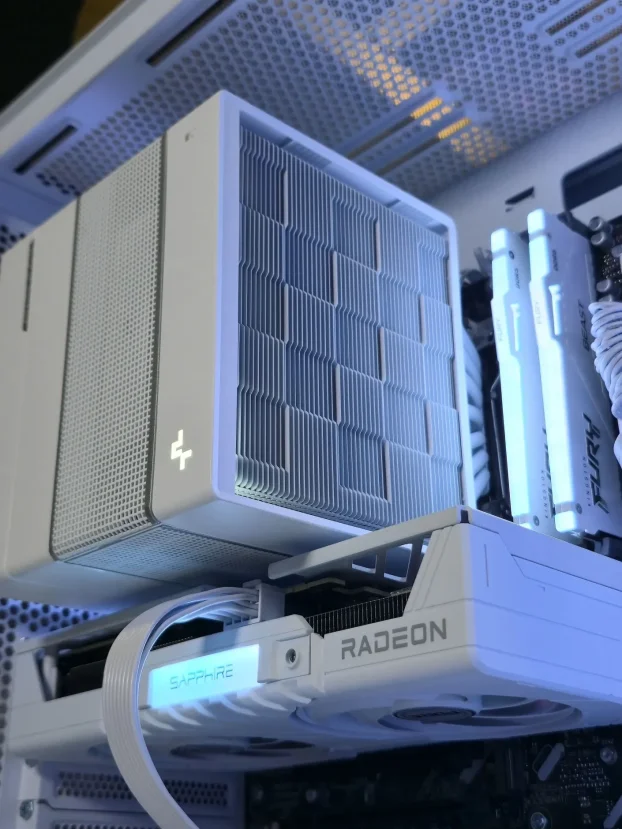 Ryzen 7 7800X3D RX 9060XT B840 32GB 1TB - SM159PC