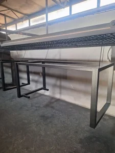 Izrada jakih radnih kancelarijskih stolova X887
