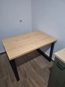 Mali trpezarijski stolovi u dezenu vaše kuhinje XR665