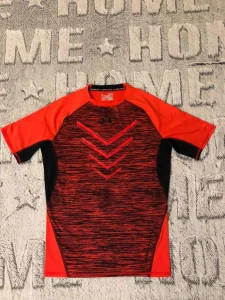 Under Armour Compresion muska majica odgovara m vel