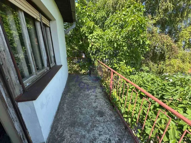 Popovica, trosobna, 39 m²