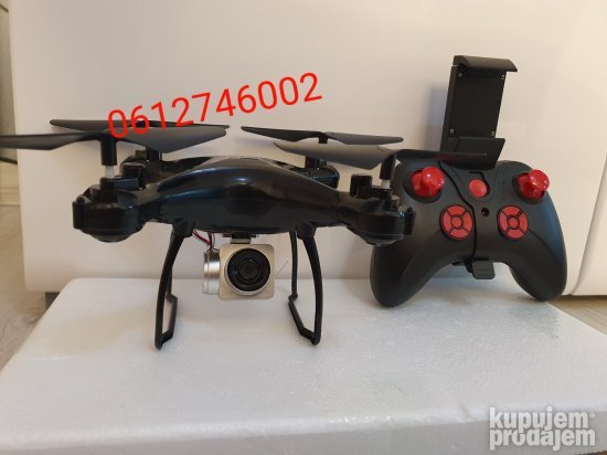 Dron helikopter kvadrokopter sa kamerom