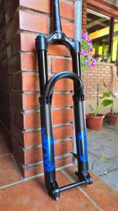 FOX Rhythm 36 NOVO 0km  29 boost 150hod