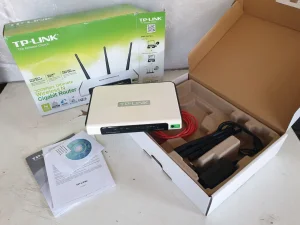 TP Link mrezni WIFi ruter TL-WR1043ND