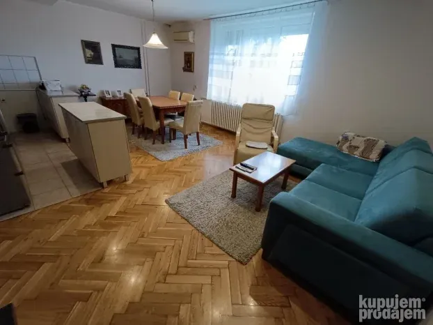 Kuća - 200 m2 - Dudara