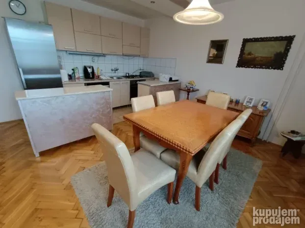 Kuća - 200 m2 - Dudara