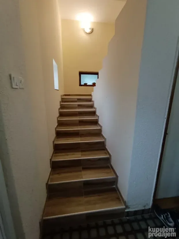 Kuća - 200 m2 - Dudara