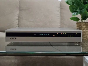 Metz 10HE11 - T+A K1