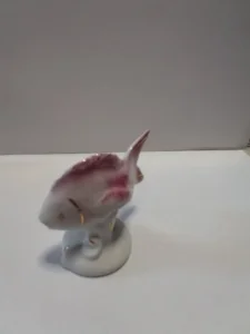 Ukras mala porcelanska riba