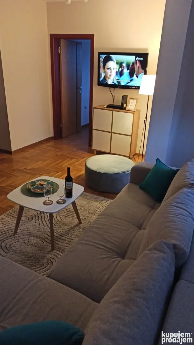 Stan na dan, 4-6 ljudi