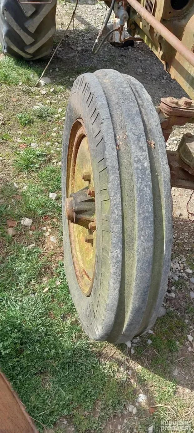 Tockovi sa gumama za Zetor Super 50 ili 42