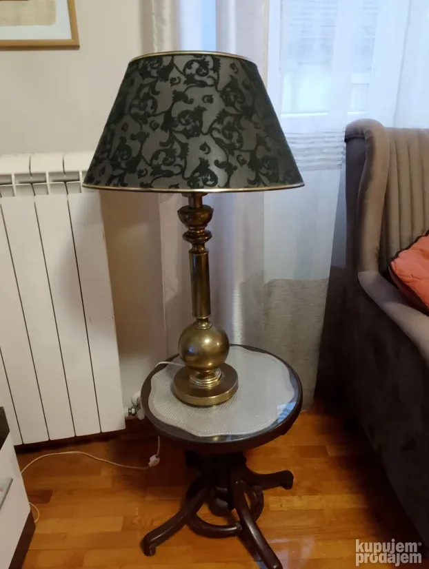 Lampe antikviteti