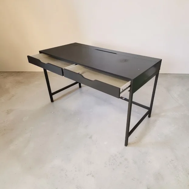 Stolovi i stolice radne konferencijske