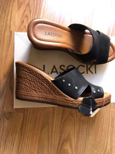 LASOCKI Papuce kozne zenske br 37. NOVO