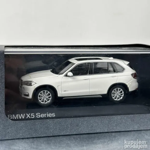 1/43 BMW X5 F15 Paragon