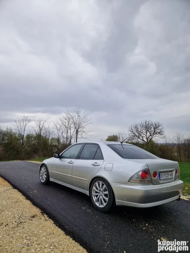 1999 Lexus IS 200 6 CILINDRA