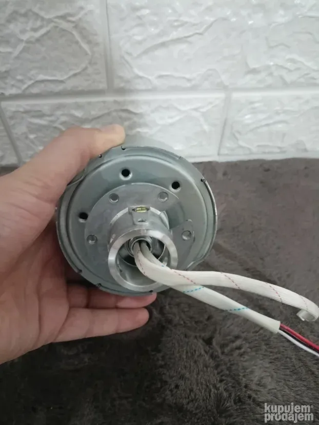 Motor
