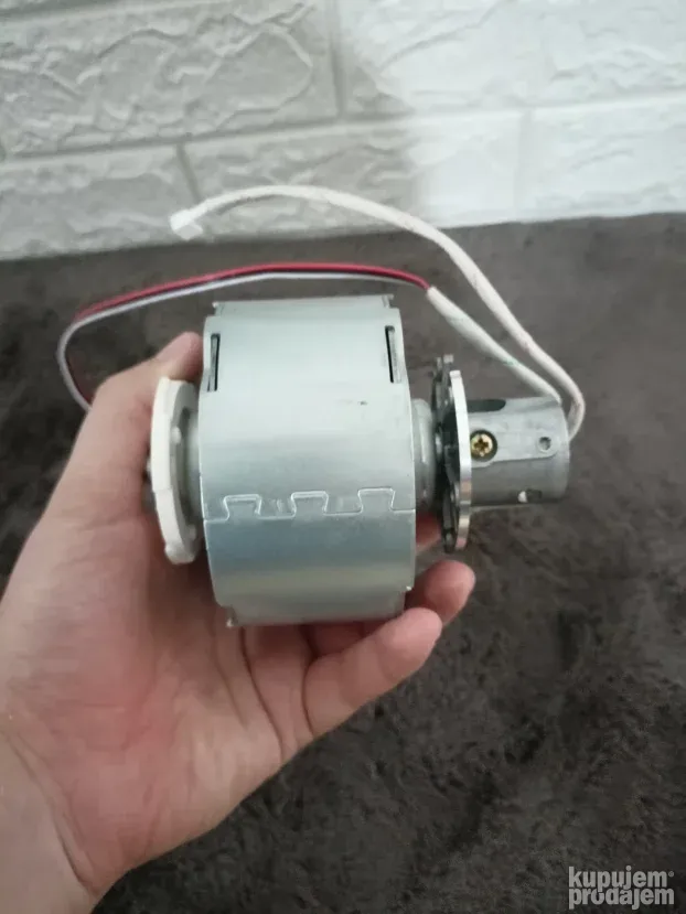 Motor