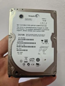 Hard disk za laptop 40gb (96% health)