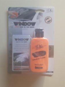 Auto kozmetika - Sredstvo za odrzavanje staklenih povrsina