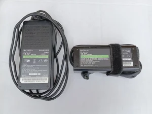 SONY adapteri 19.5 V 4.7A ili 3.9A original