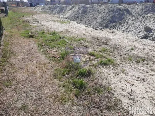 Plac, Bulevar patrijarha Pavla, 476m2