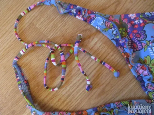 Nov bikini kupaci kostim.SOLA  . .iz dva dela 38 b cup