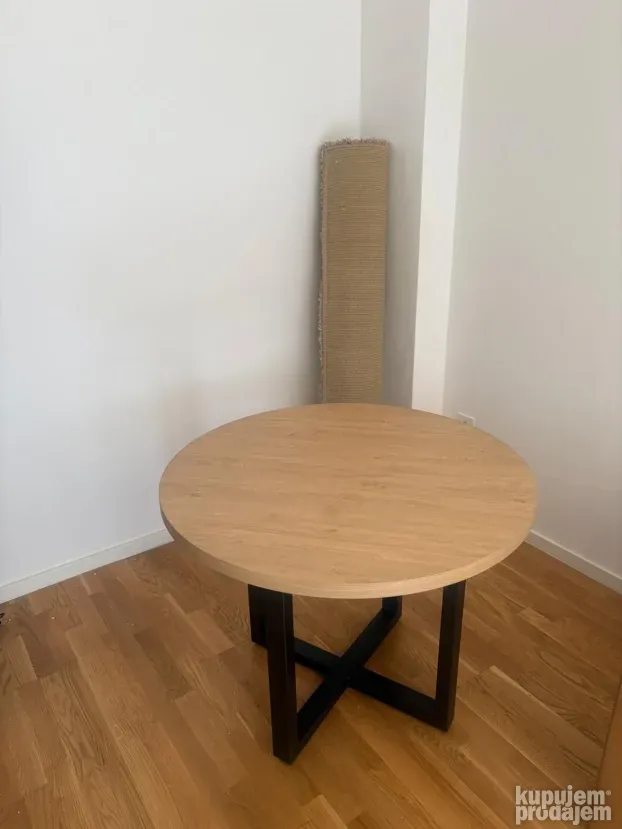 Okrugli stolovi po meri XM66