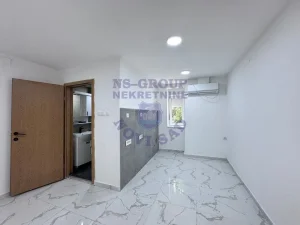 Opština Novi Sad, jednoiposoban, 27 m²