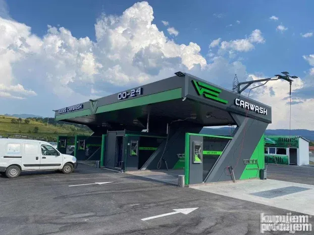 Samousluzna autoperionica Vukan wash system
