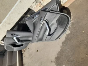 Opel Insignija karavan kozni tapaciri sedista komplet