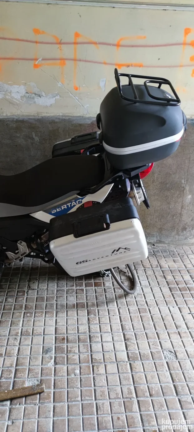 BMW G650GS Sertao