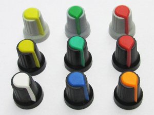 Dugme 6 mm u boji za potenciometar