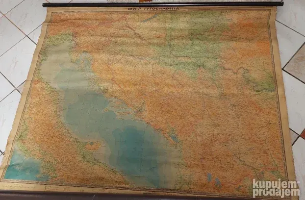 Stara geografska karta fnr jugoslavije iz 61 godine