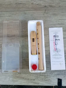 Moeck Frula Nemacka,kutija i papiri