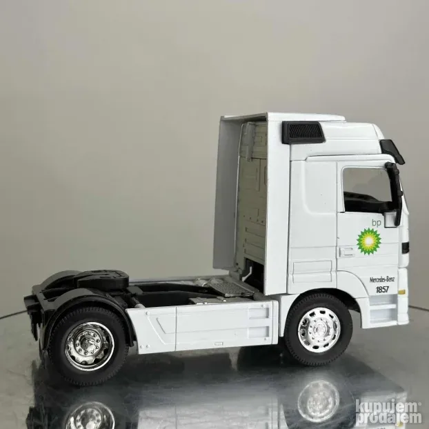 1/32 Mercedes Actros 50 cm Cisterna BP set kamion prikolica